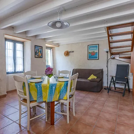 Petit Confortable Dans Village Διαμέρισμα Noyalo